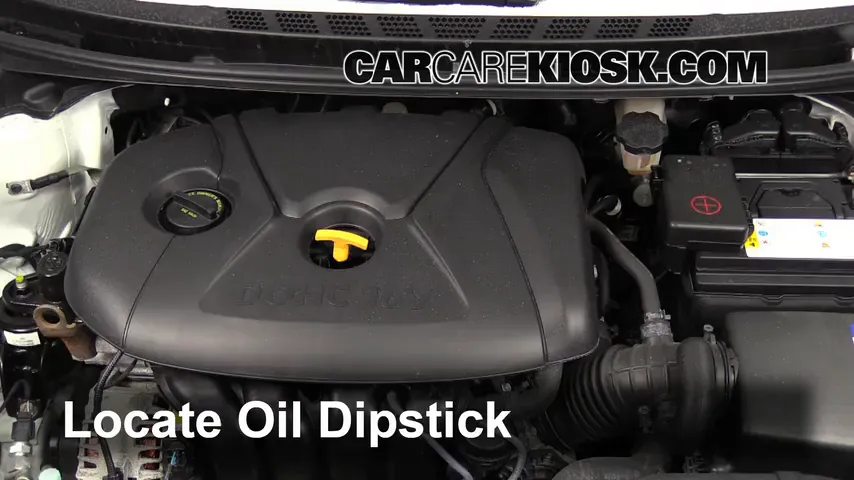 2013 Hyundai Elantra Coupe GS 1.8L 4 Cyl. Coupe (2 Door) Aceite Controlar nivel de aceite